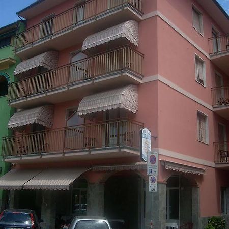 Hotel Corallo Монеглия Екстериор снимка
