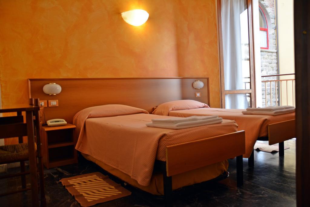 Hotel Corallo Монеглия Стая снимка