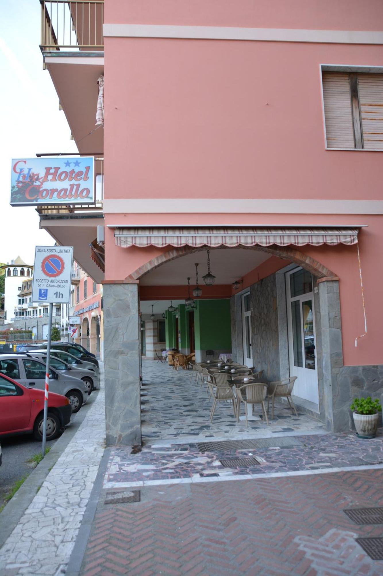 Hotel Corallo Монеглия Екстериор снимка