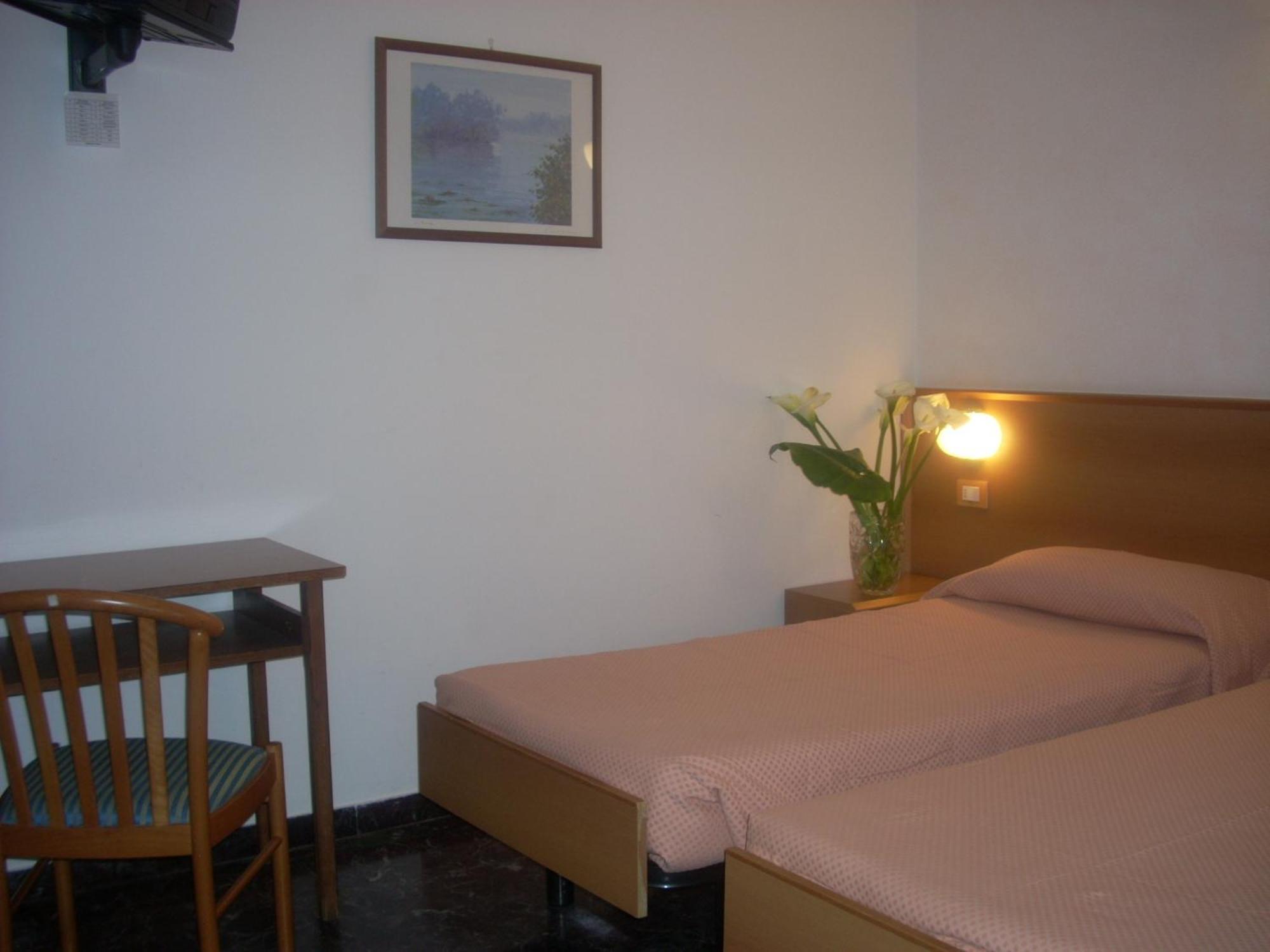 Hotel Corallo Монеглия Екстериор снимка